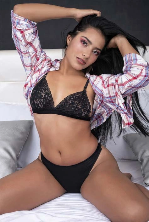 sumitha Selectyourbeauty